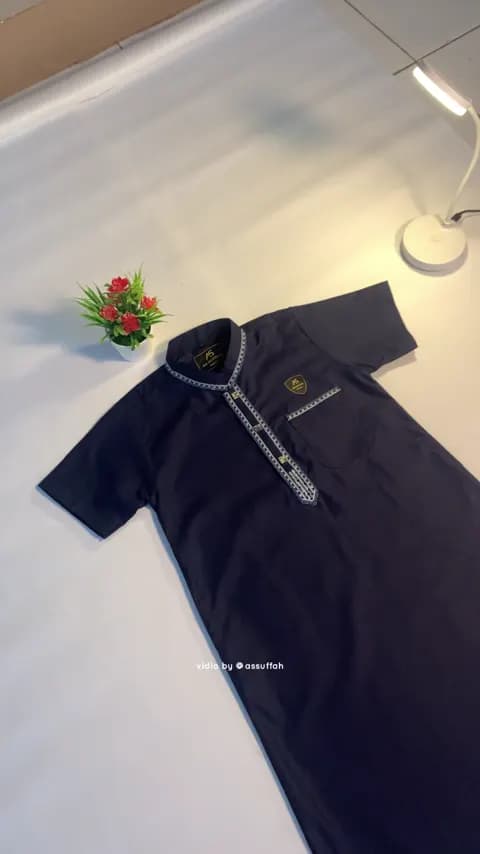 Wildan Series — Jubah Anak dengan Detail yang Bikin Terlihat Berbeda